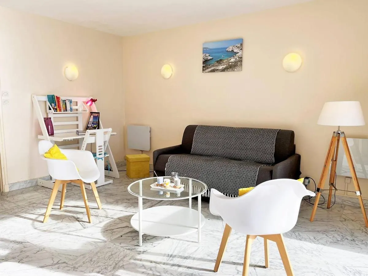 Apartment Appartement En Bord De Mer 2 Pieces - 5 Couchages - Le Lavandou - Fr-1-251-430