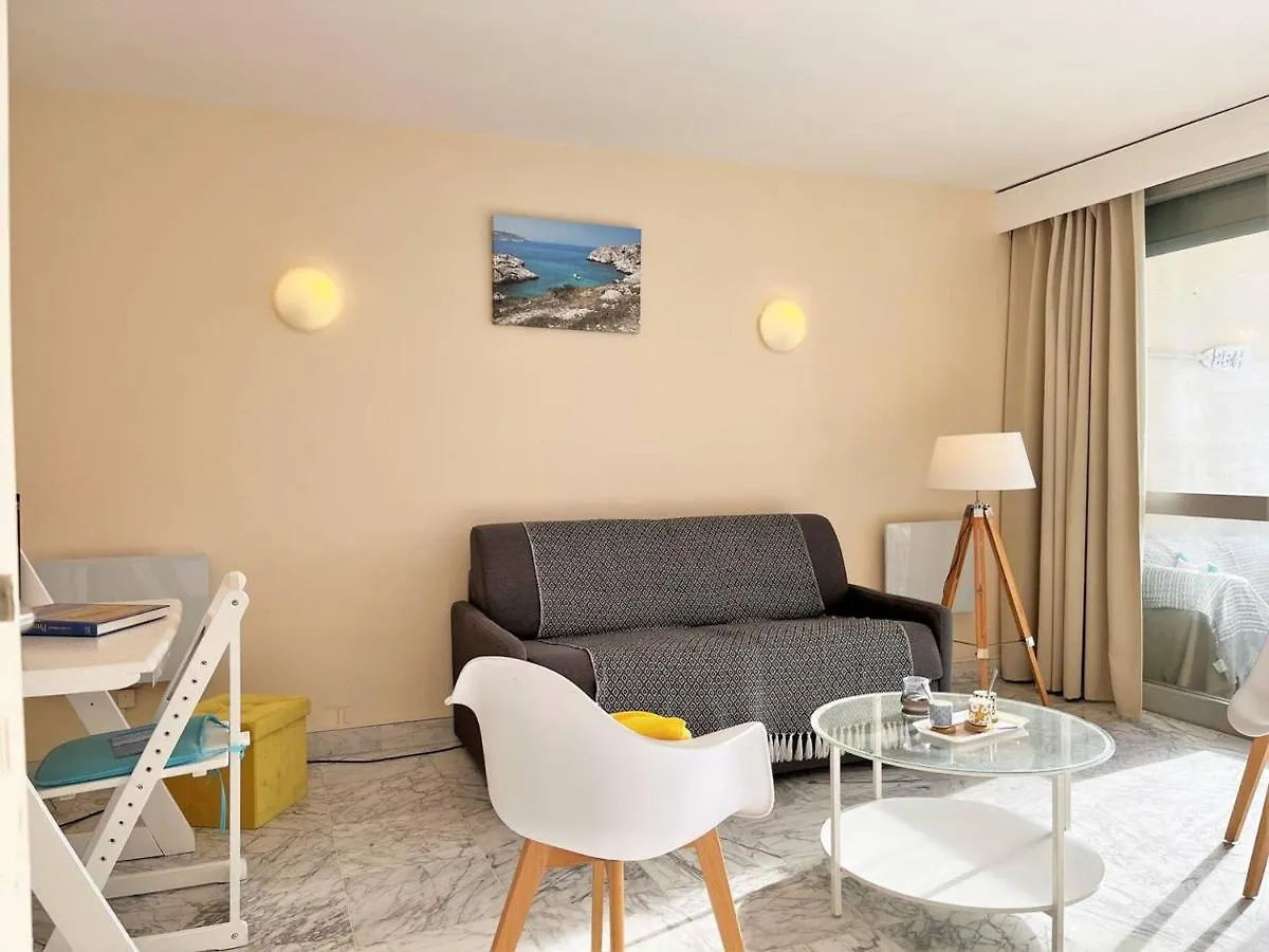 Apartment Appartement En Bord De Mer 2 Pieces - 5 Couchages - Le Lavandou - Fr-1-251-430