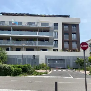 Type 2 Neuf +grande Terrasse Le Lavandou