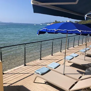 Hotel Grand Moriaz, Le Lavandou